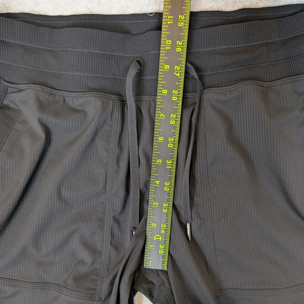 Lululemon Dance Studio Pants Womens 14 Black Mid Rise Full Length Unlined W5ENOR - Picture 8 of 10